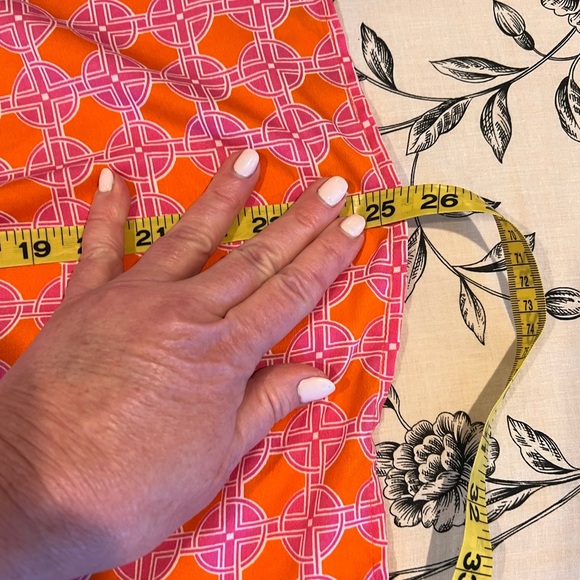 BANANA REPUBLIC GEOMETRIC SHAPE PINK‎ AND ORANGE SLEEVELESS BLOUSE SIZE MEDIUM - Picture 8 of 8